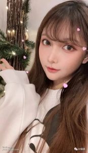 热点 | 米娜玩手游化身“RMB玩家”，烧钱几万仍被吊打：PDD花了几十万！-