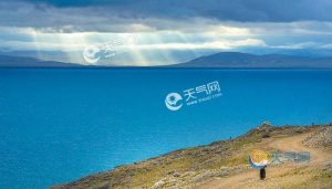 七月份旅游最适合的城市-