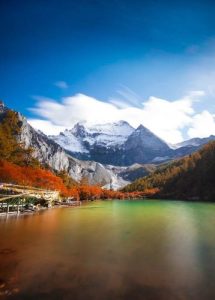 8月份最适合旅游的城市-