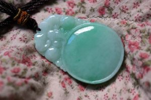 翡翠a类一般多少钱-